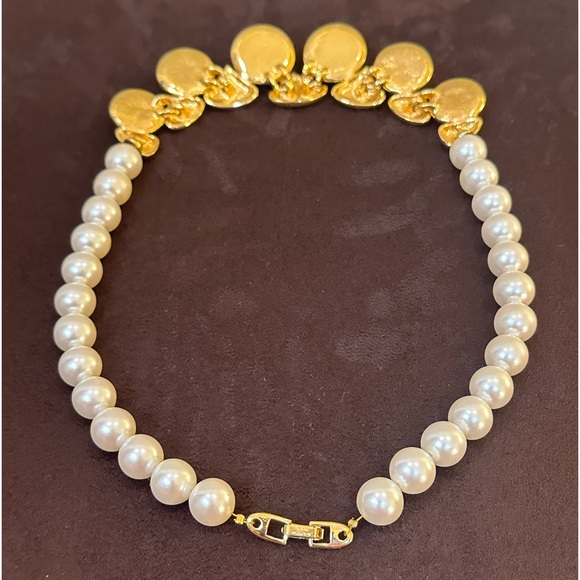🌟12xHP🌟VTG 1980s-90s Napier Chunky Faux Pearl & Gold Tone Statement Necklace - Picture 9 of 13